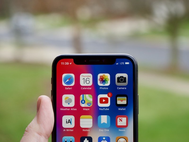 Ross Young: iPhone 16 to feature under-display Face ID